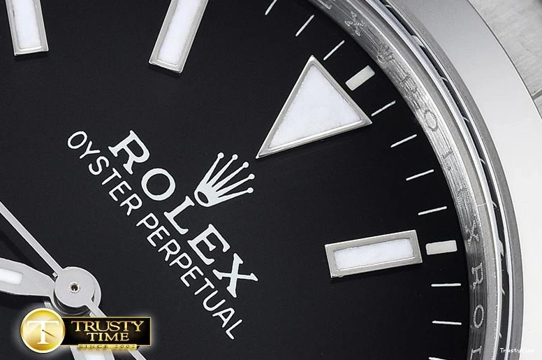 0425 ROLEXP1020 – Explorer TechFriendly 964